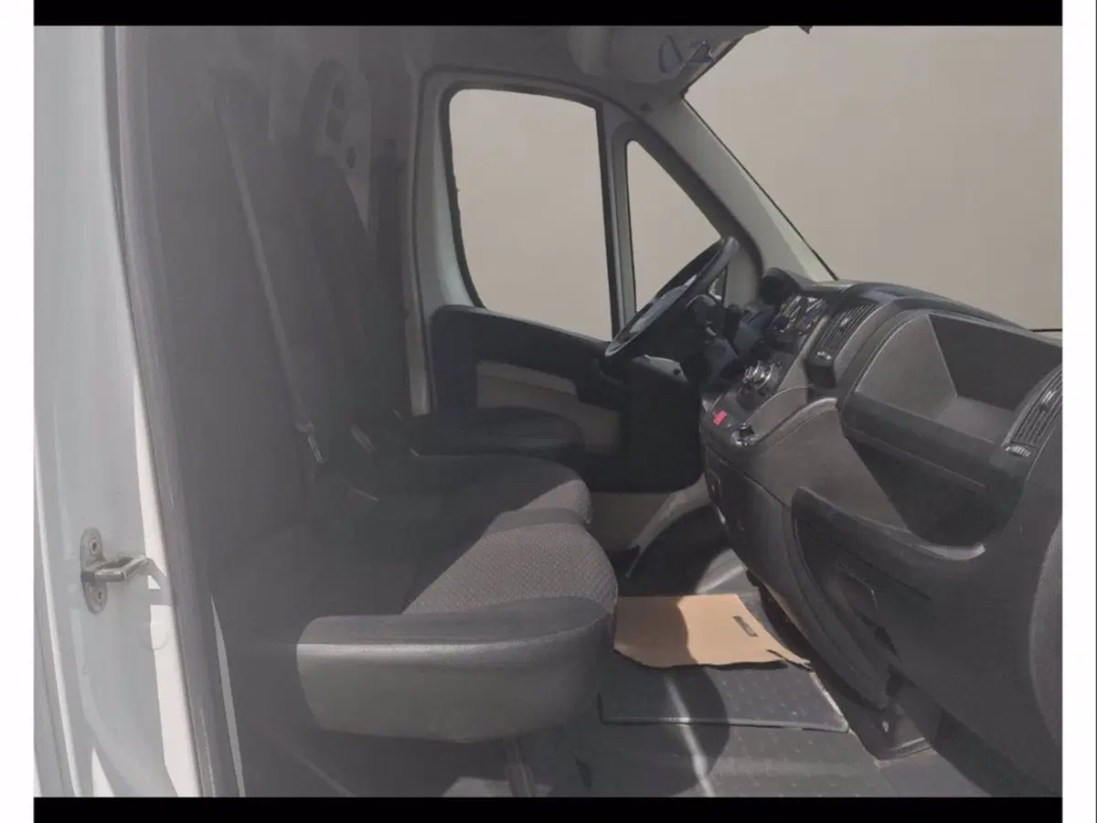 Peugeot Boxer Furgone usata a Catania (11)