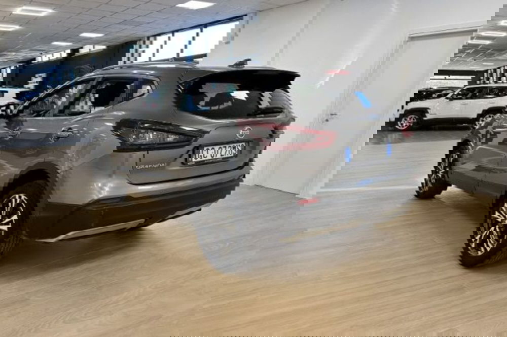 Nissan Qashqai usata a Latina (5)