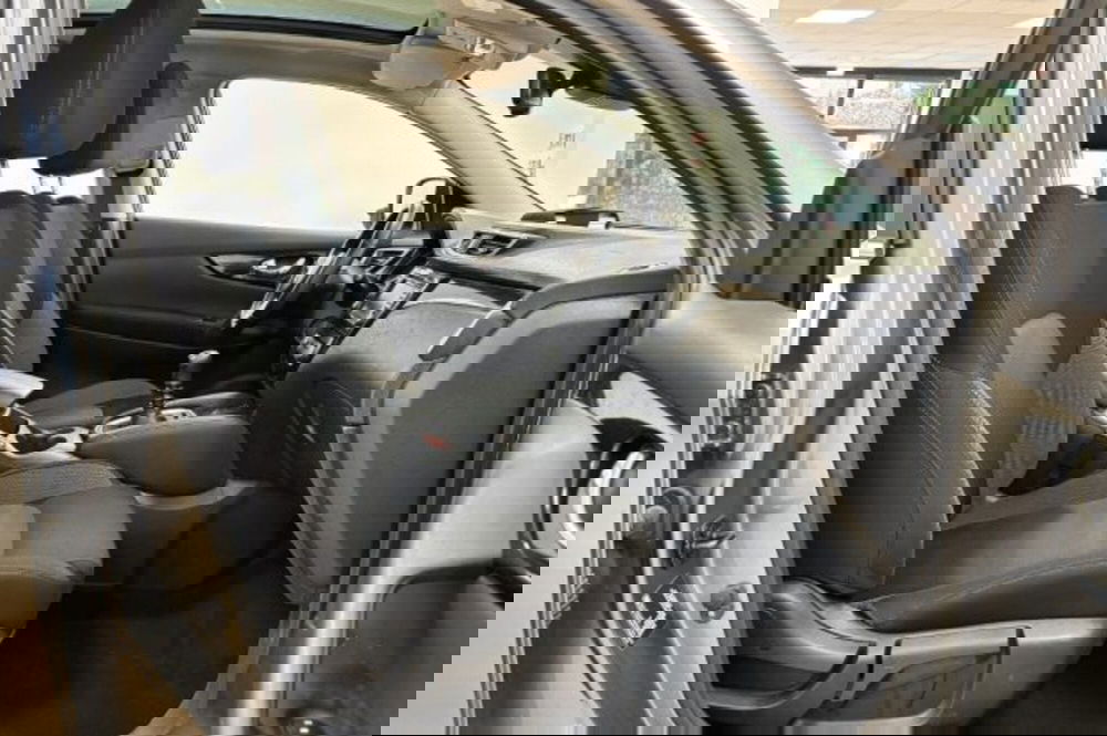 Nissan Qashqai usata a Latina (8)