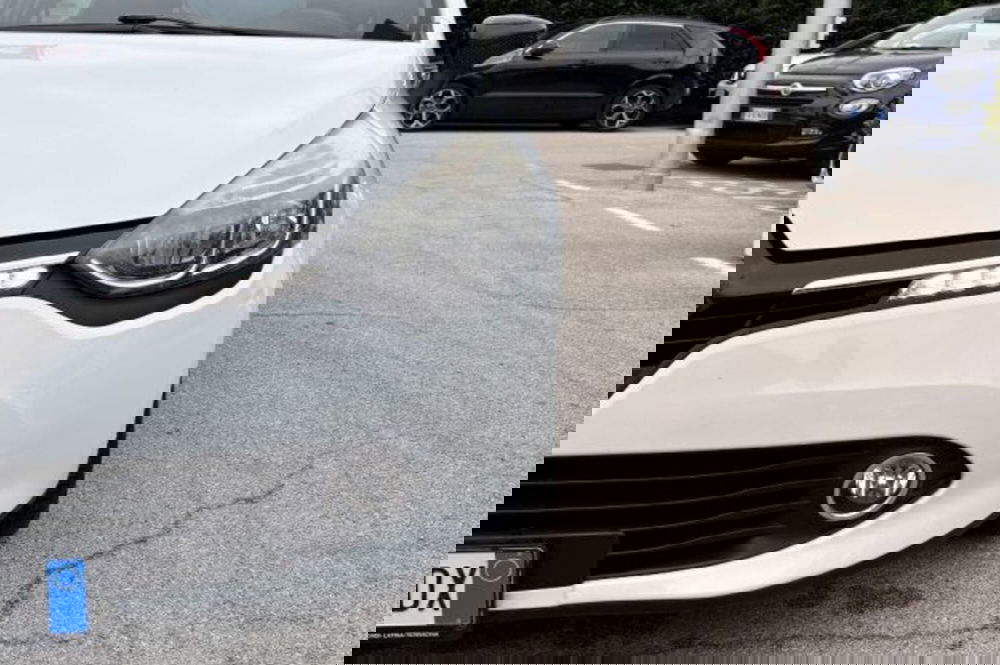 Renault Clio usata a Latina (11)