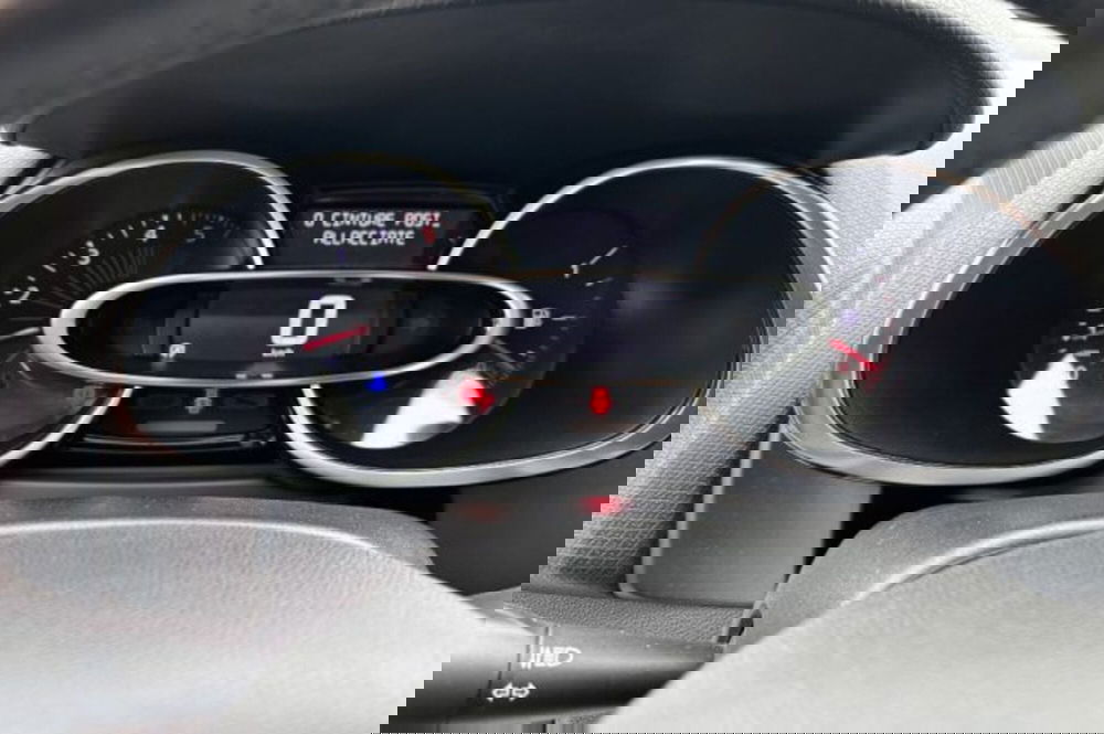 Renault Clio usata a Latina (13)