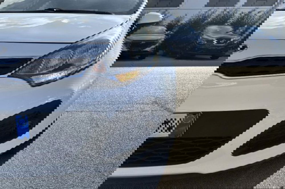 Kia Rio usata a Latina (10)