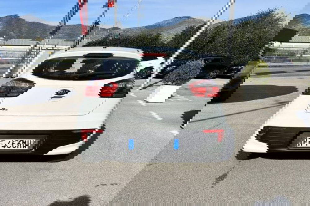 Kia Rio usata a Latina (5)
