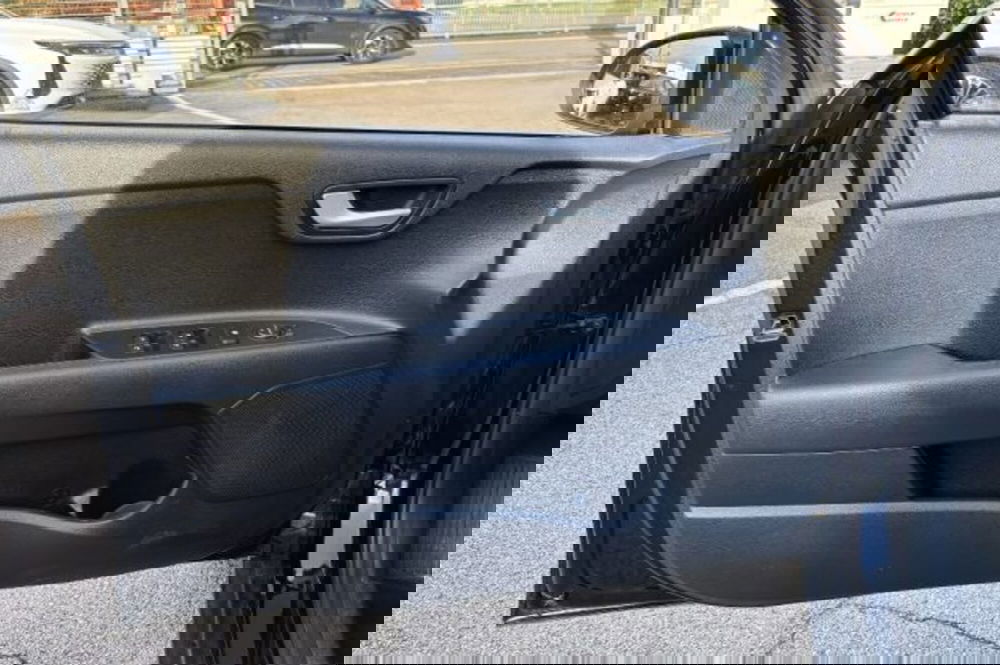 Kia Stonic usata a Latina (12)