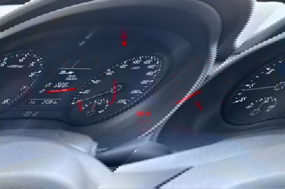 Kia Stonic usata a Latina (13)