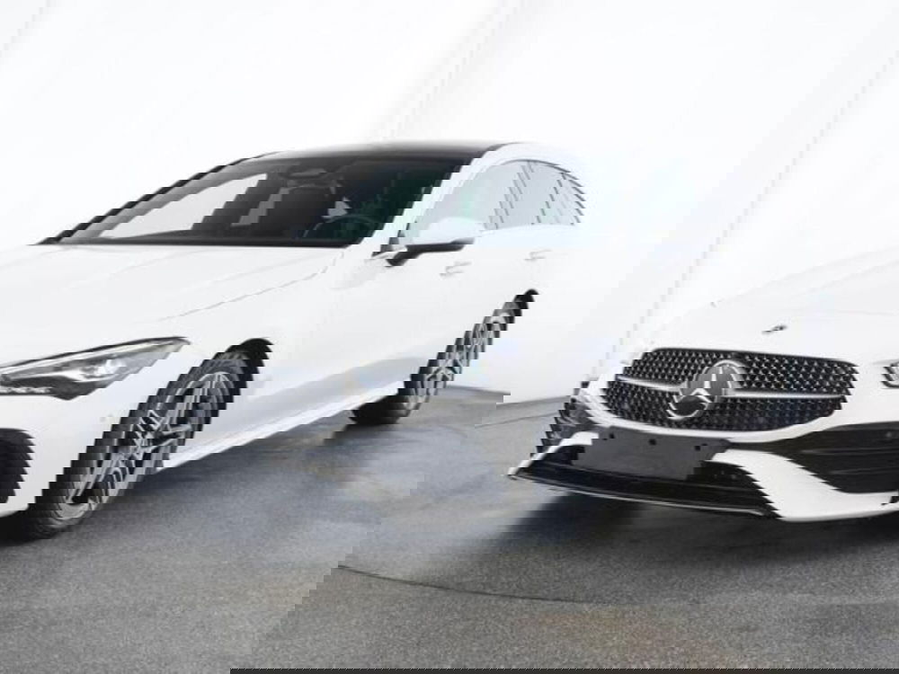 Mercedes-Benz CLA Shooting Brake usata a Milano