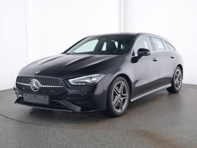 Mercedes-Benz CLA Shooting Brake 200 Shooting Brake Premium del 2024 usata a Abbiategrasso