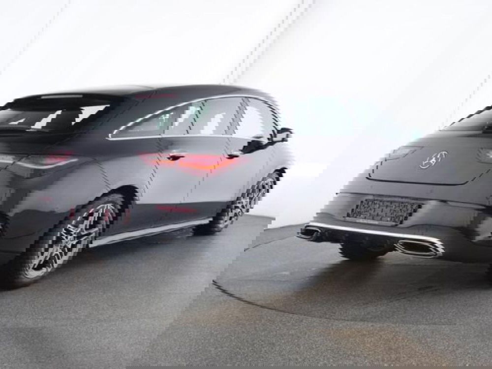 Mercedes-Benz CLA Shooting Brake usata a Milano (2)