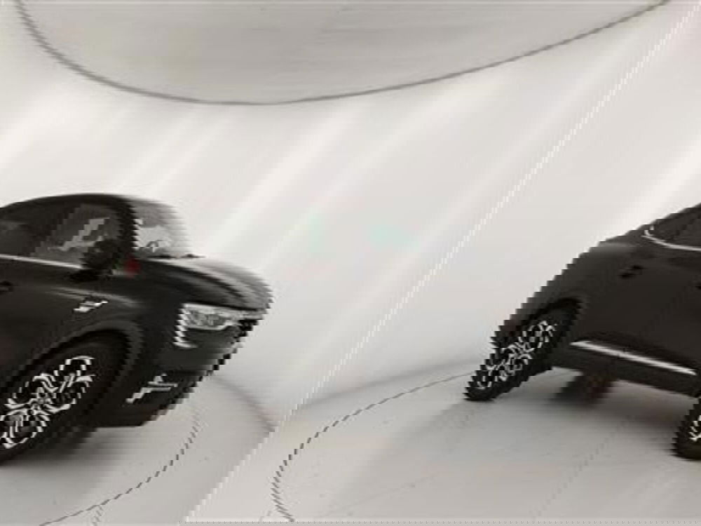 Renault Arkana usata a Bari (10)