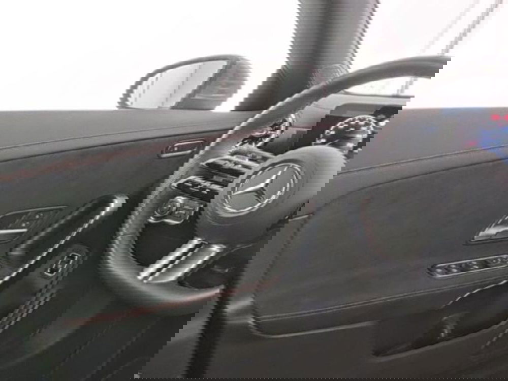 Mercedes-Benz CLA Shooting Brake usata a Milano (3)