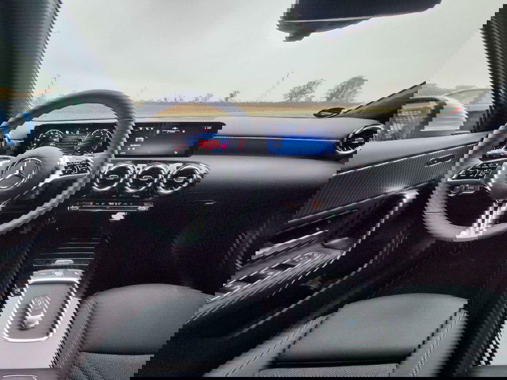 Mercedes-Benz Classe A usata a Milano (16)