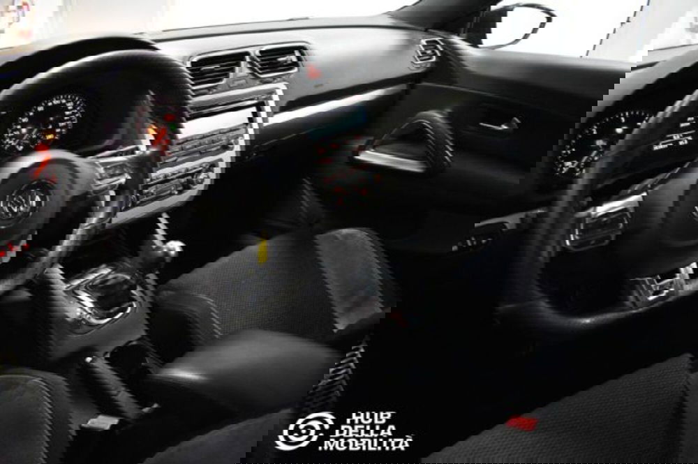 Volkswagen Scirocco usata a Perugia (16)