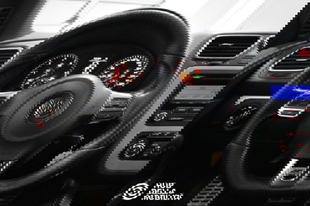 Volkswagen Scirocco usata a Perugia (9)