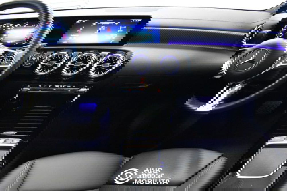 Mercedes-Benz CLA Shooting Brake usata a Perugia (11)