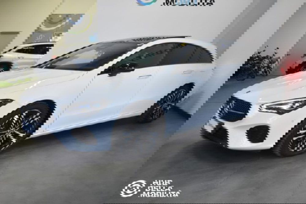 Mercedes-Benz CLA Shooting Brake usata a Perugia (3)