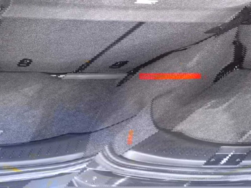 Lancia Ypsilon usata a Caltanissetta (10)