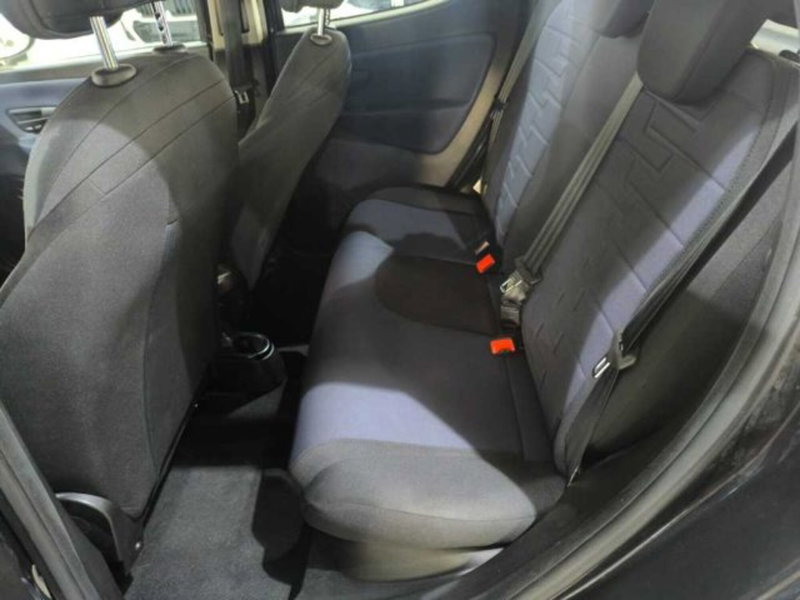 Lancia Ypsilon usata a Caltanissetta (15)