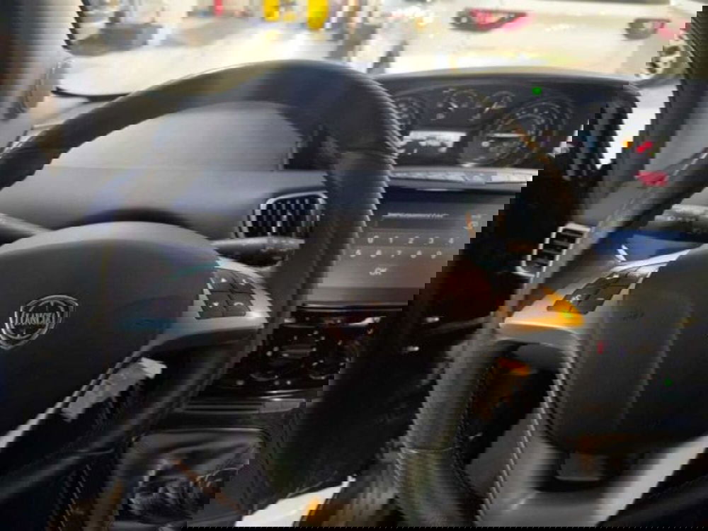 Lancia Ypsilon usata a Caltanissetta (17)