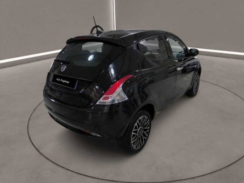 Lancia Ypsilon usata a Caltanissetta (6)