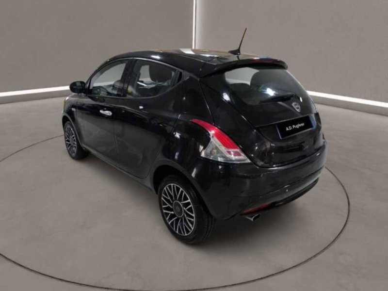 Lancia Ypsilon usata a Caltanissetta (8)