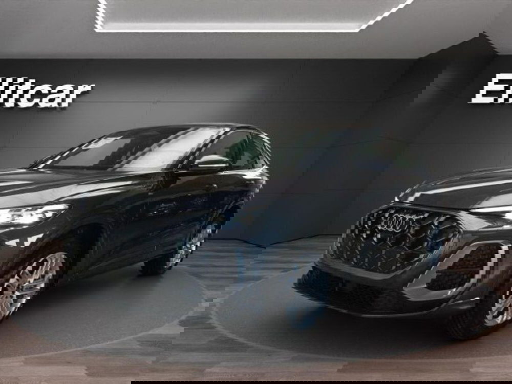 Audi Q5 Sportback nuova a Novara