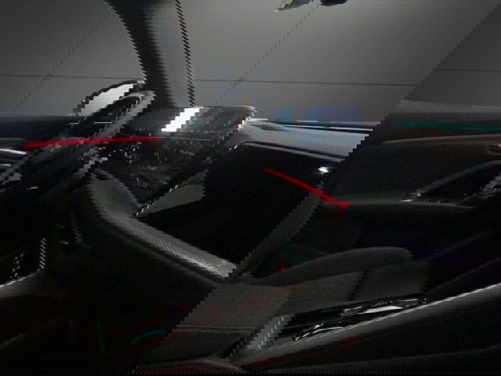 Audi Q5 Sportback nuova a Novara (11)