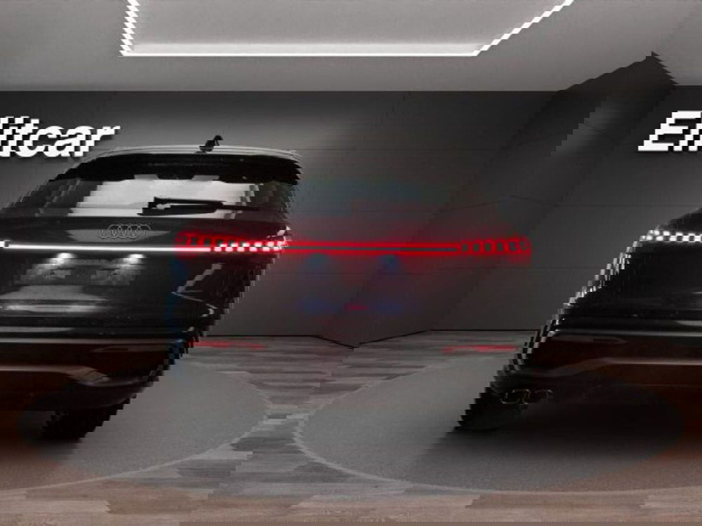 Audi Q5 Sportback nuova a Novara (5)