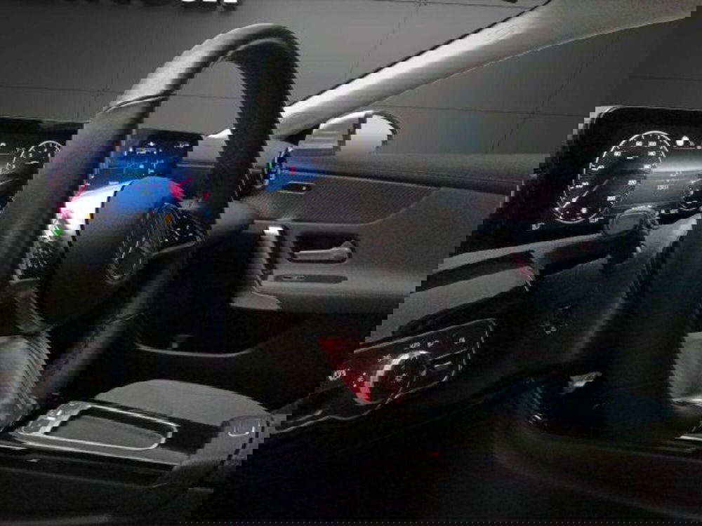 Mercedes-Benz CLA Shooting Brake usata a Novara (10)