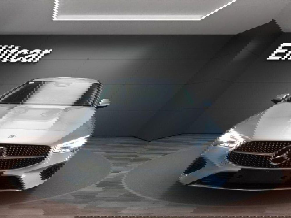 Mercedes-Benz CLA Shooting Brake usata a Novara (4)