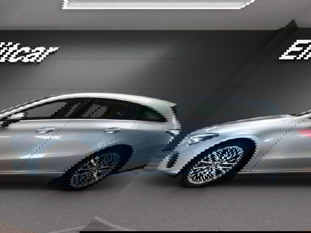 Mercedes-Benz CLA Shooting Brake usata a Novara (5)