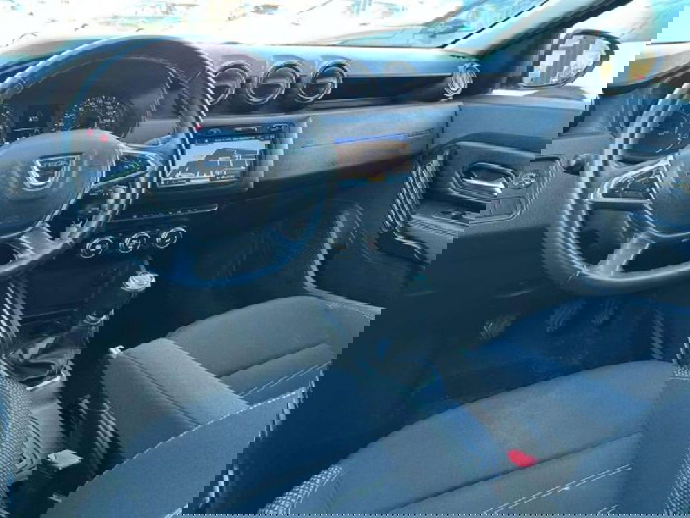 Dacia Duster usata a Firenze (18)