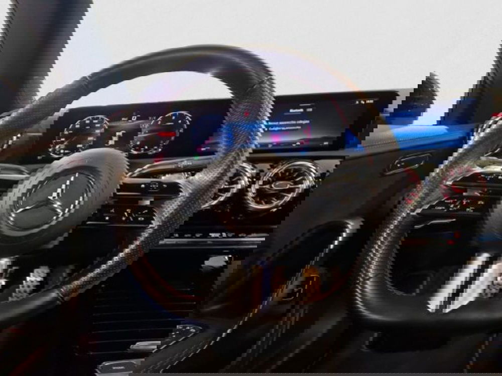 Mercedes-Benz CLA Shooting Brake usata a Livorno (15)