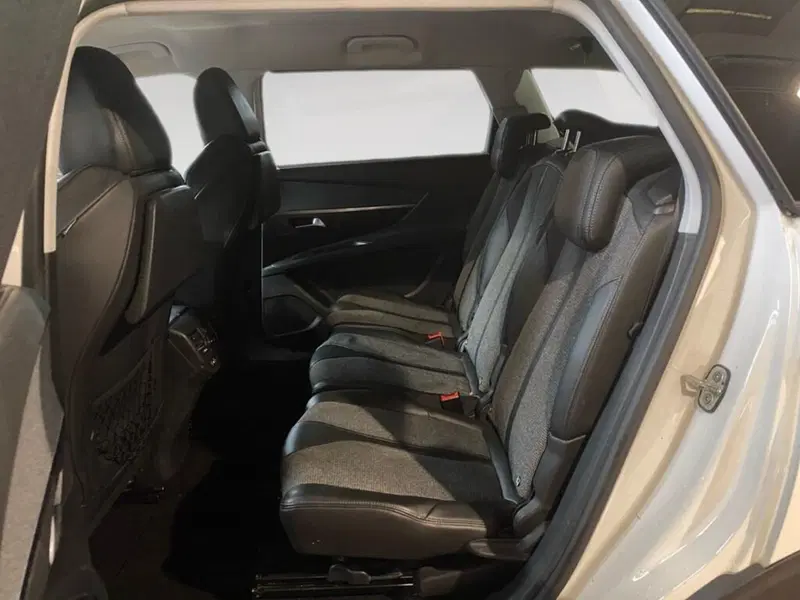 Peugeot 5008 usata a Torino (8)