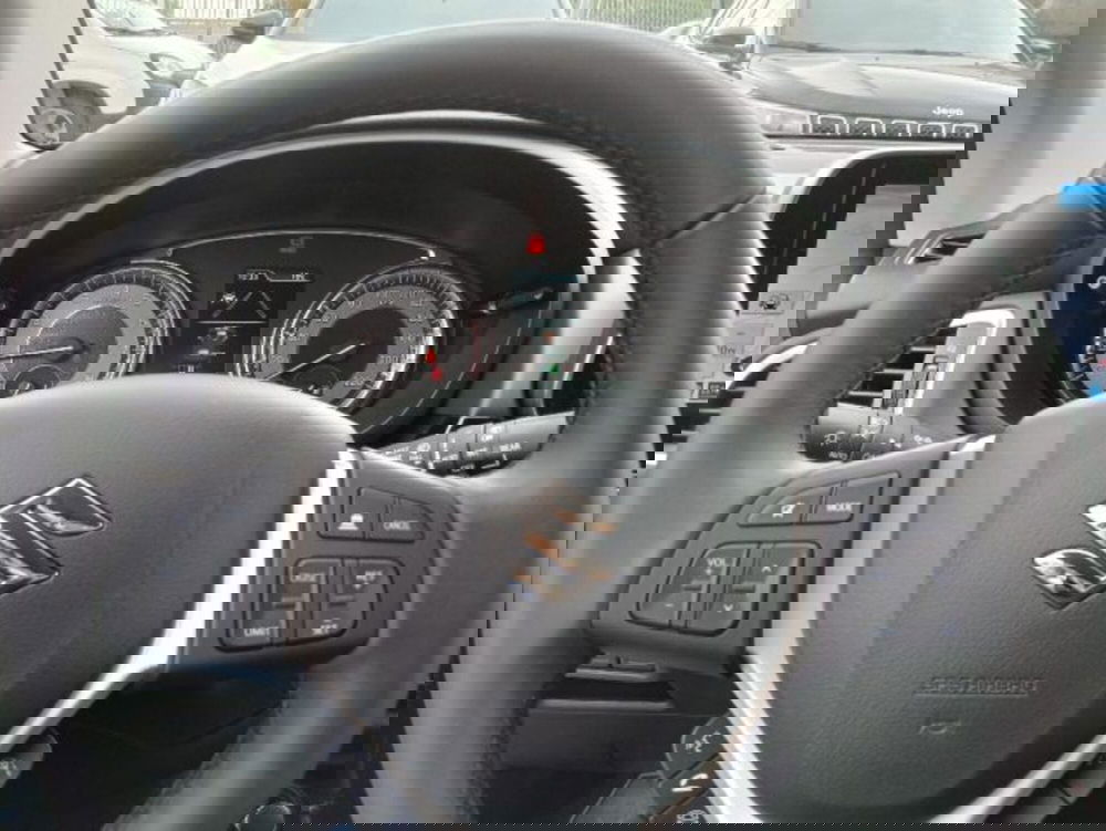 Suzuki S-Cross nuova a Brescia (8)