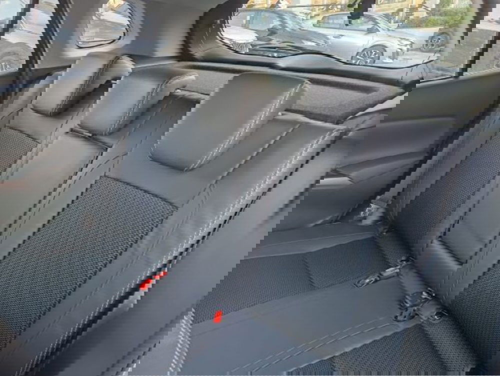 Suzuki S-Cross nuova a Brescia (10)