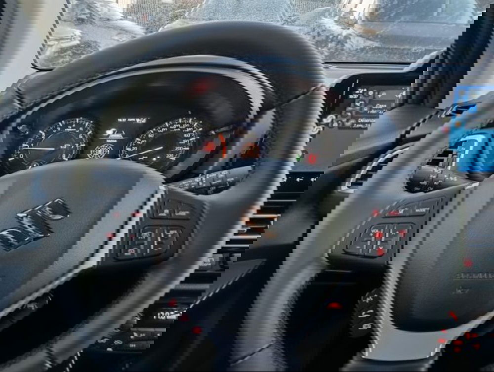 Suzuki S-Cross nuova a Brescia (8)