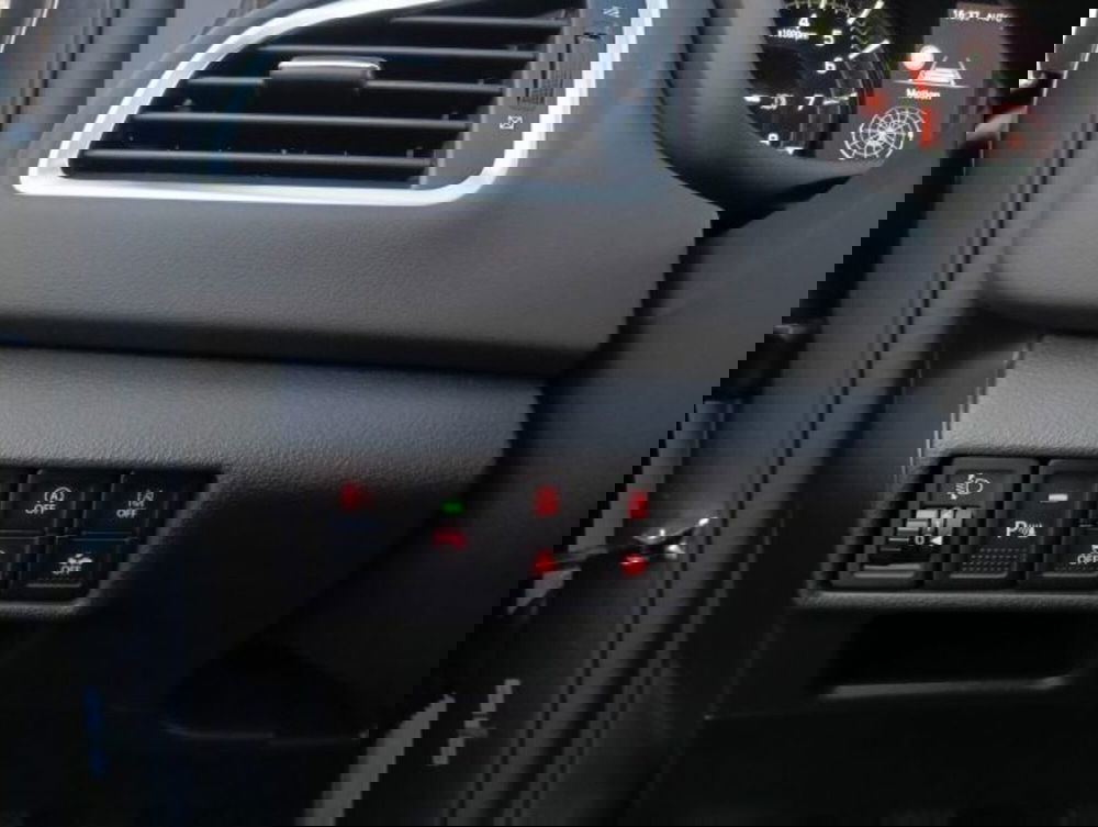 Suzuki S-Cross nuova a Brescia (17)