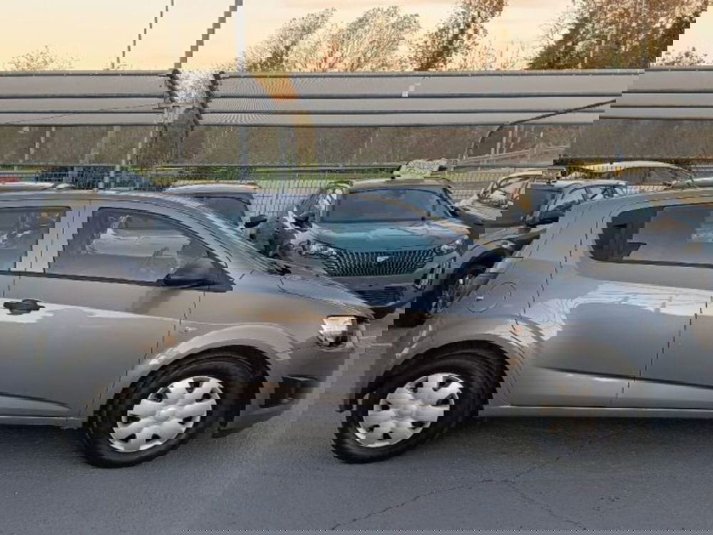 Chevrolet Aveo usata a Brescia (4)