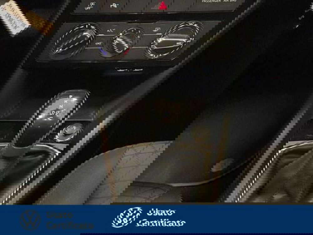 Volkswagen T-Cross usata a Vicenza (11)