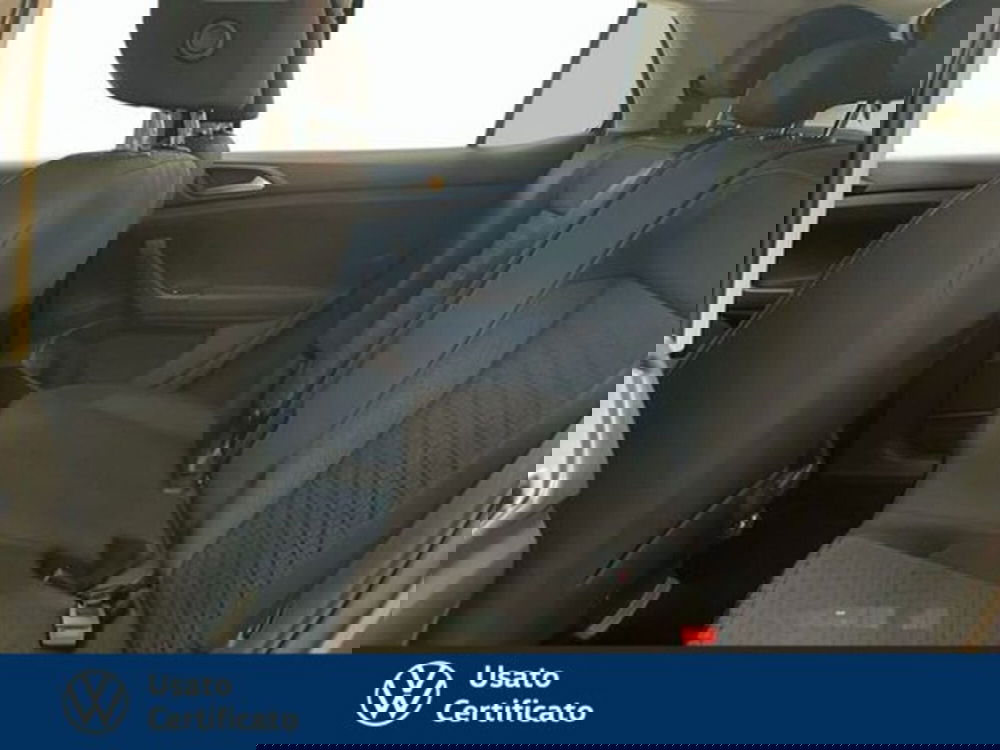 Volkswagen T-Cross usata a Vicenza (15)