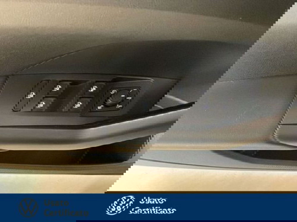 Volkswagen T-Cross usata a Vicenza (20)