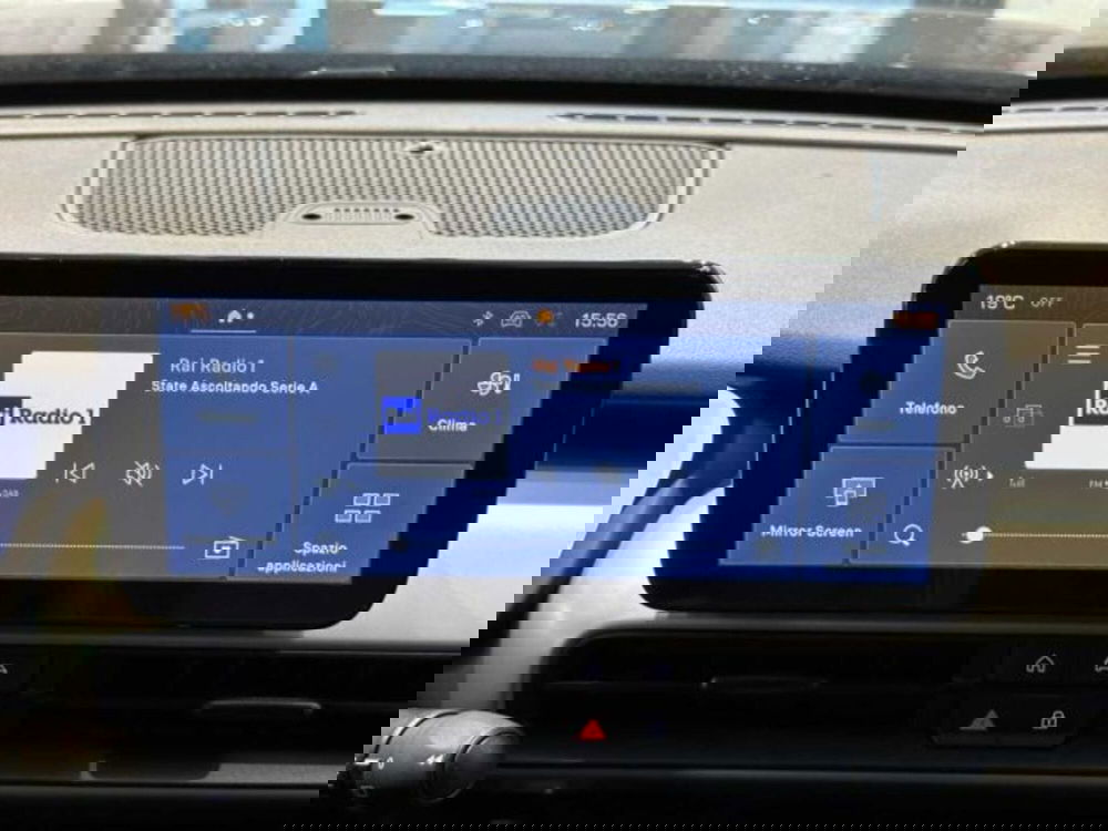 Jeep Avenger nuova a Sondrio (15)