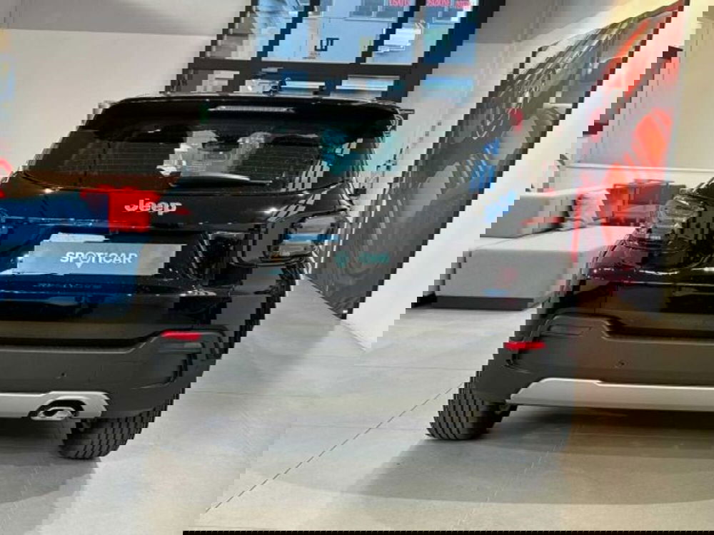 Jeep Avenger nuova a Sondrio (4)