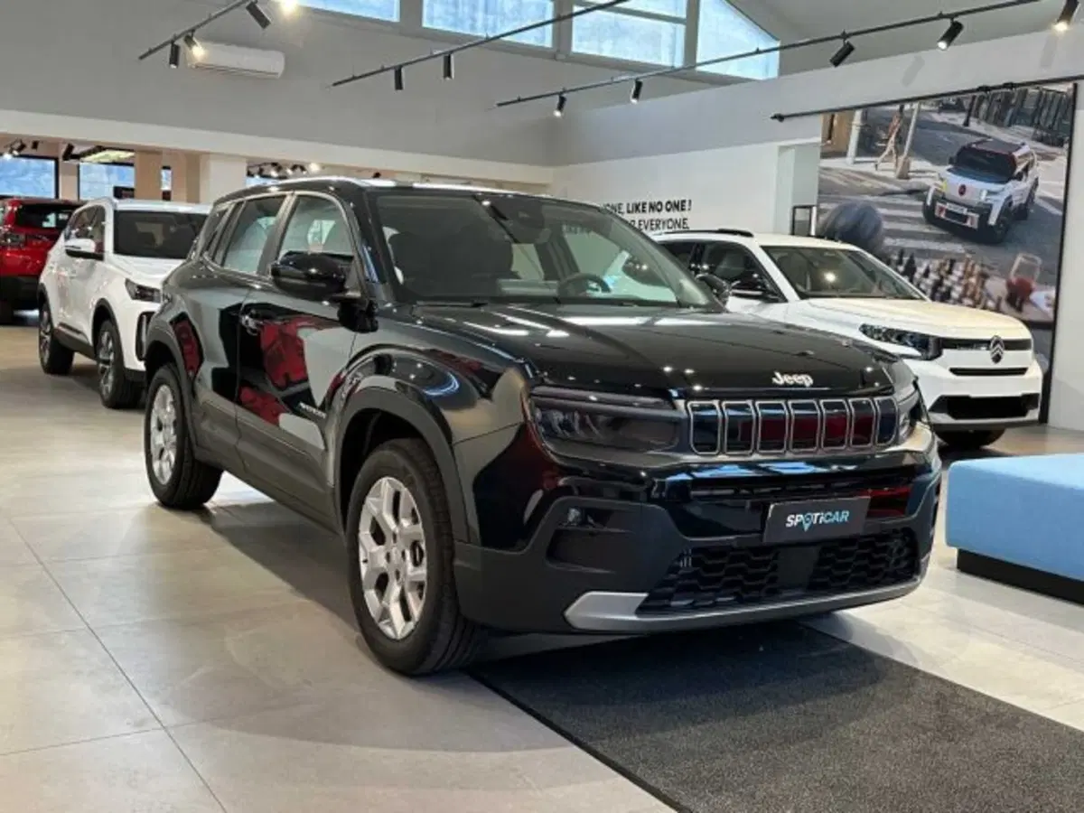 Jeep Avenger nuova a Sondrio (6)
