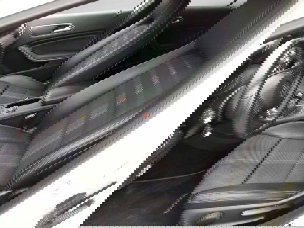 Mercedes-Benz Classe A usata a Frosinone (20)