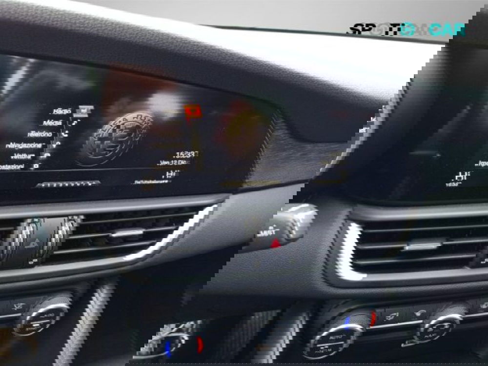 Alfa Romeo Giulia usata a Frosinone (14)