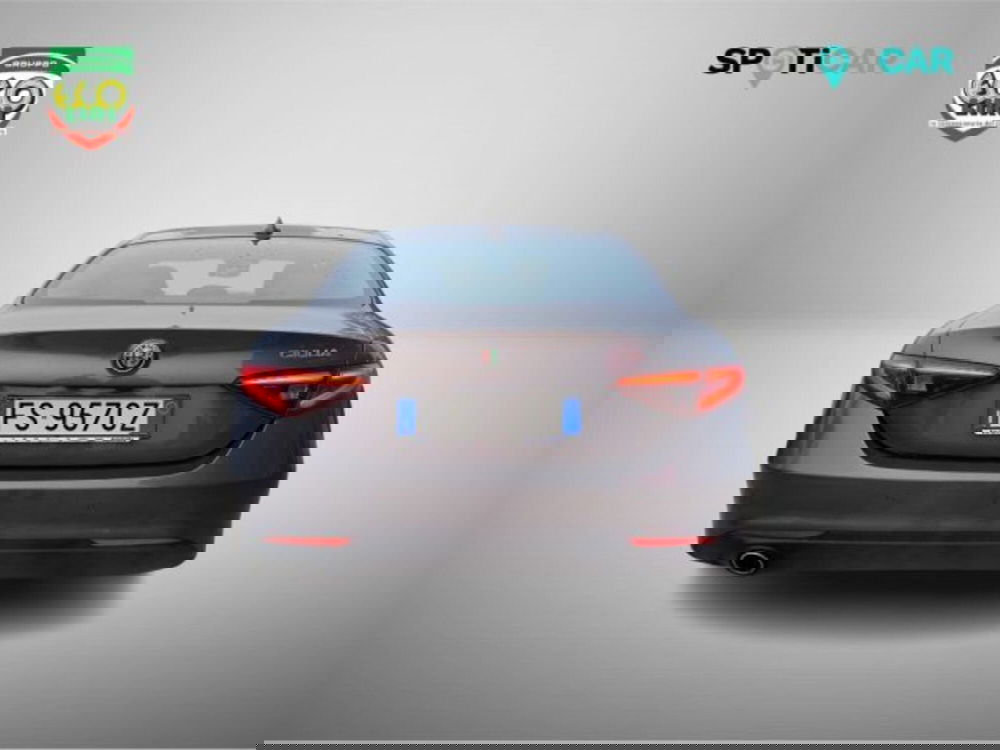 Alfa Romeo Giulia usata a Frosinone (5)