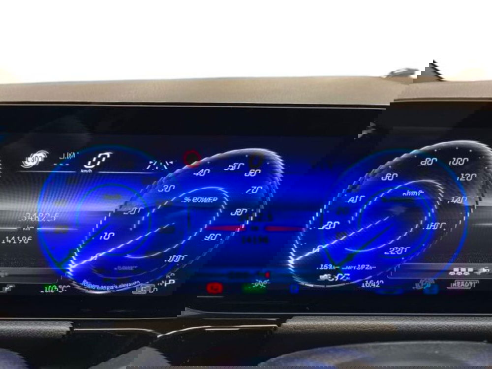 Mercedes-Benz EQA usata a Verona (13)