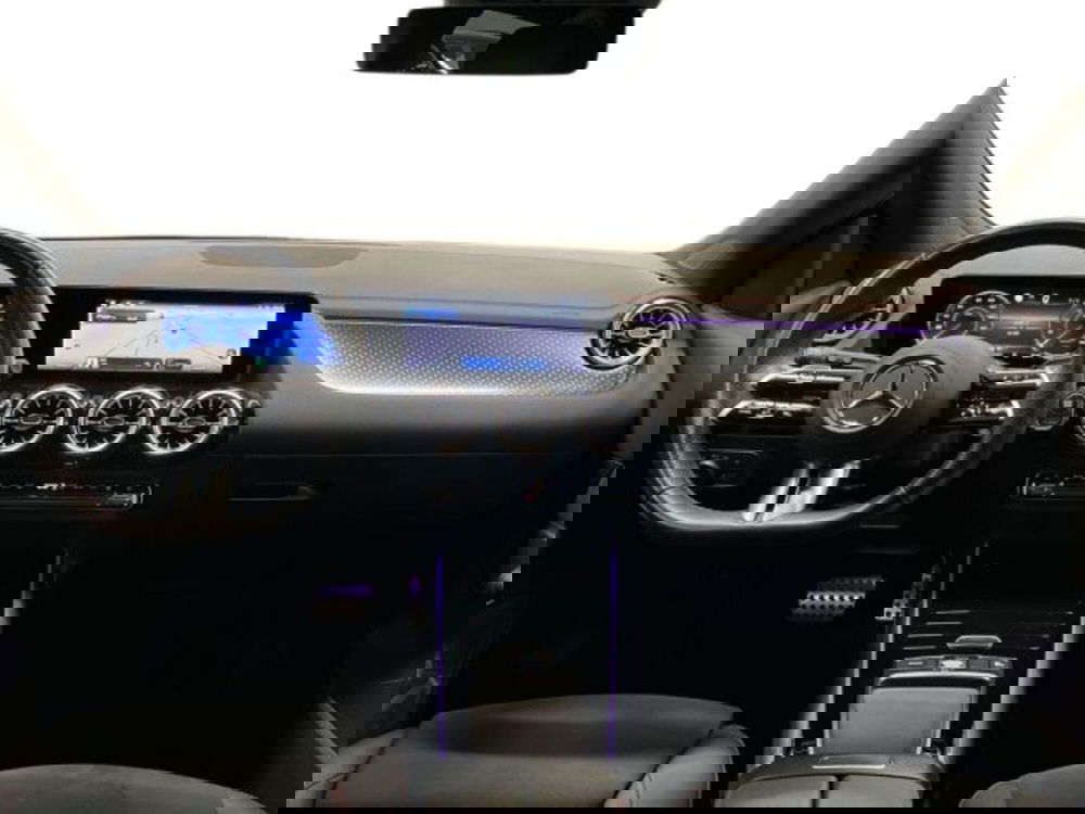 Mercedes-Benz EQA usata a Verona (9)