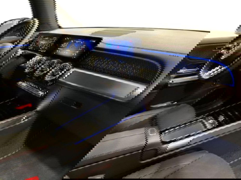 Mercedes-Benz EQB usata a Verona (15)